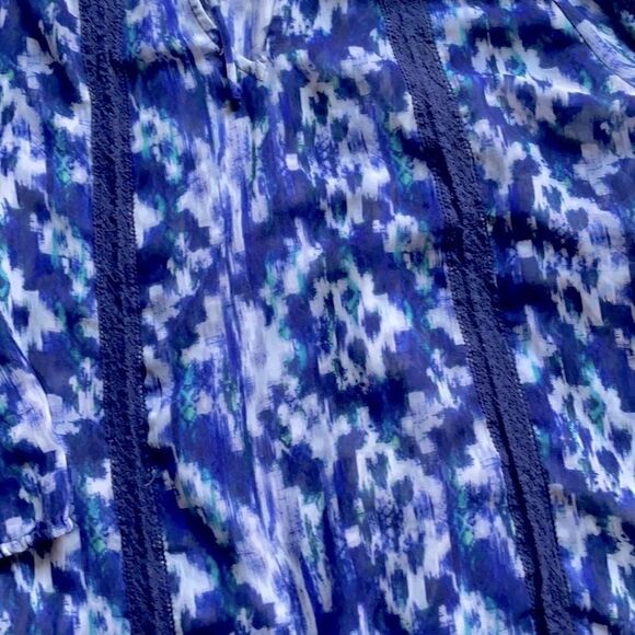 Express Blue Swirls Lace Shirt Top Blouse - Picture 3 of 5
